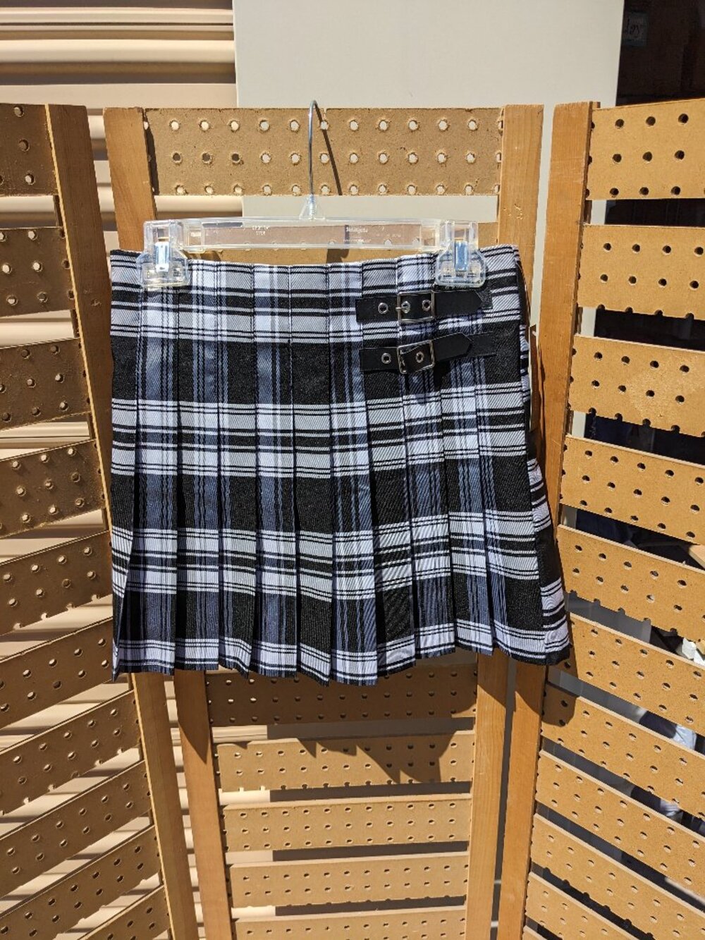 No Boundaries NWT Plaid Pleated Skirt Sz M (7-9)